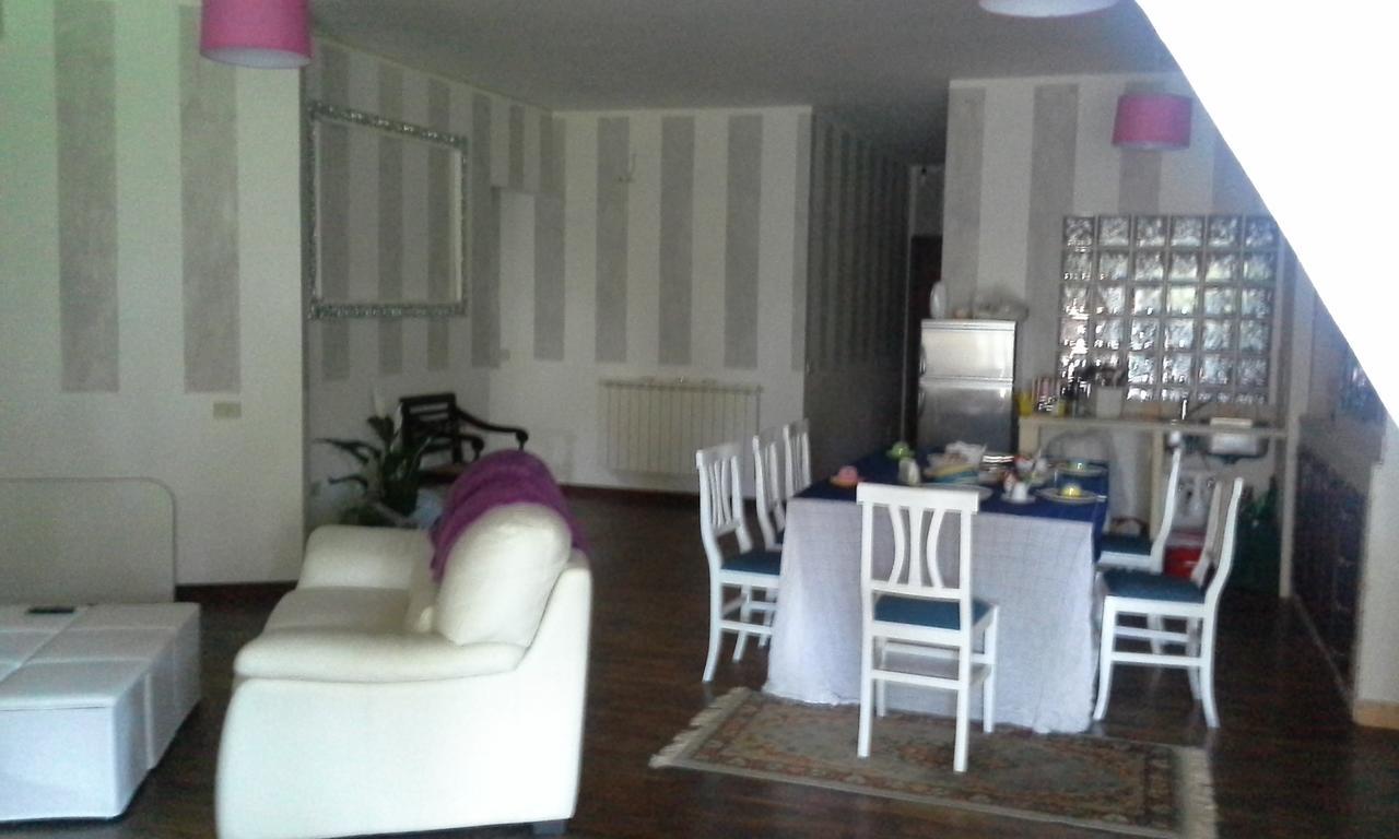 A57 Bed and Breakfast Casal Palocco Exteriör bild
