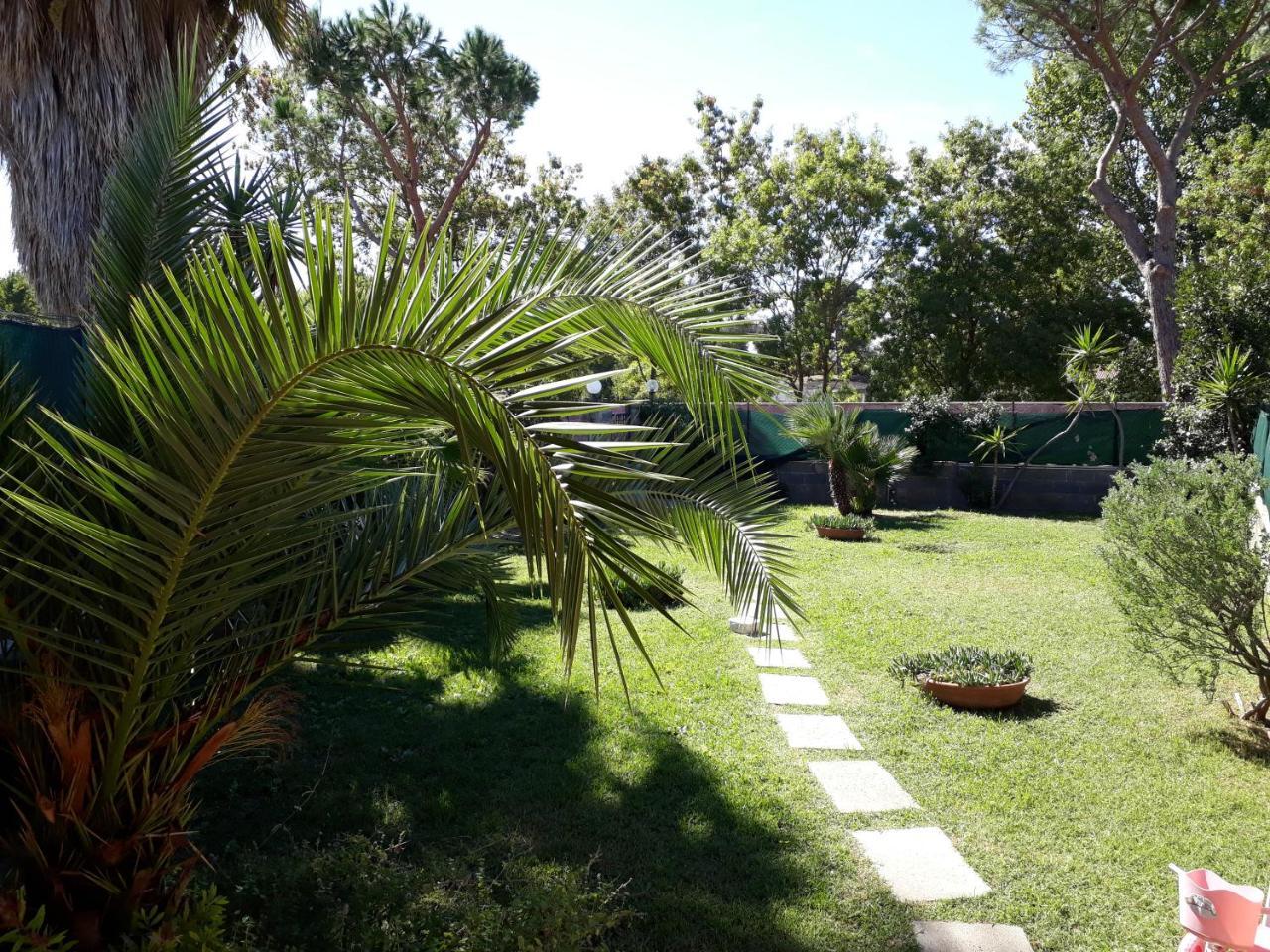 A57 Bed and Breakfast Casal Palocco Exteriör bild